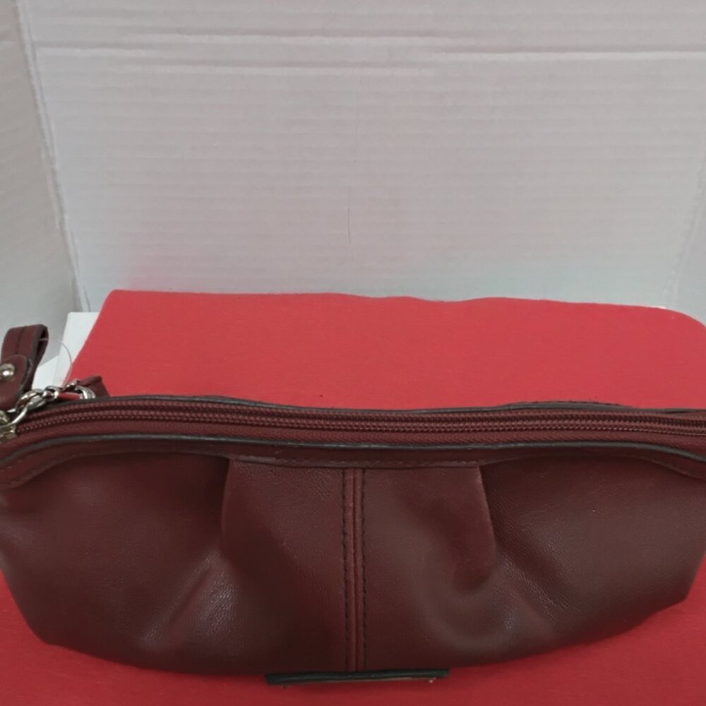 Relic Clutch / Wristlet Burgundy / Red brown coloring - Picture 9 of 9